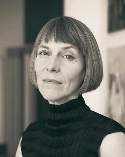 Invitada Anne de Marcken