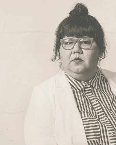 Invitada Virgie Tovar