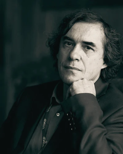 Invitado Mircea Cartarescu