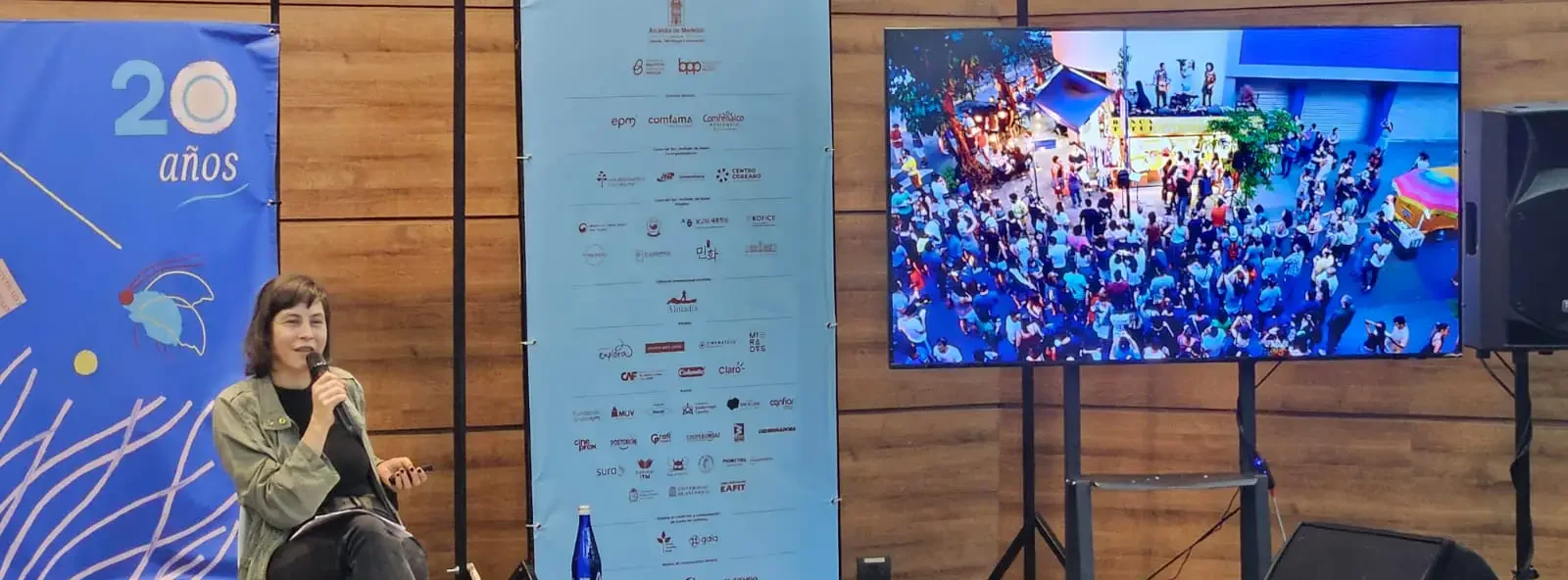 Cecilia Arbolave en la Fiesta del Libro y la Cultura - Encuentro Nacional de Librerías
